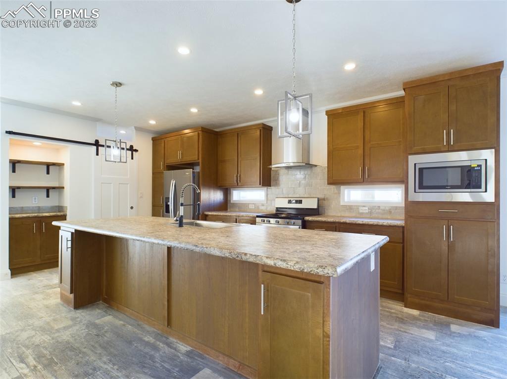 Listing 7313663, Image 13 of 42