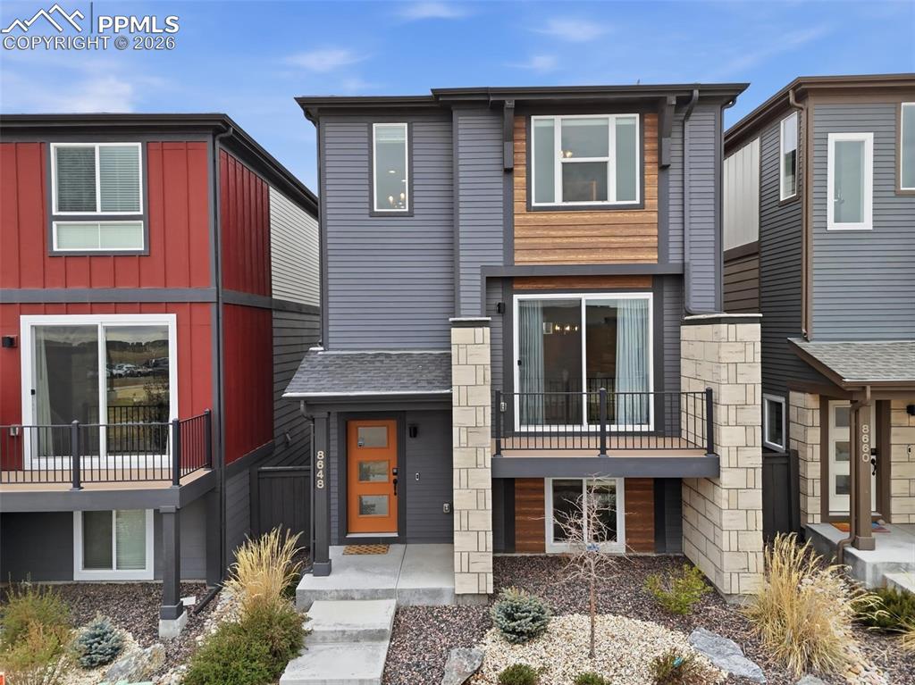 Image 1 of 35: Front of Structure