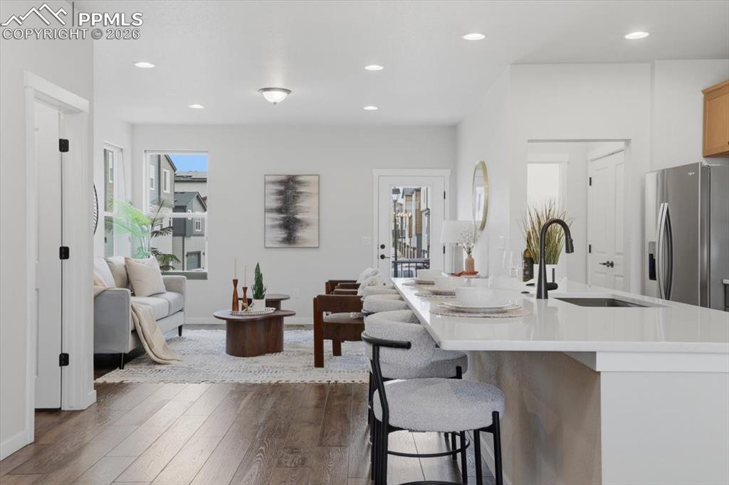 Image 4 of 35: Kitchen