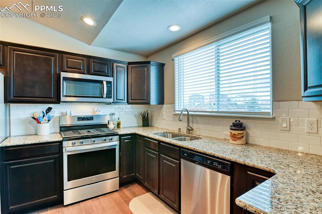 Image 12 of 42: Kitchen