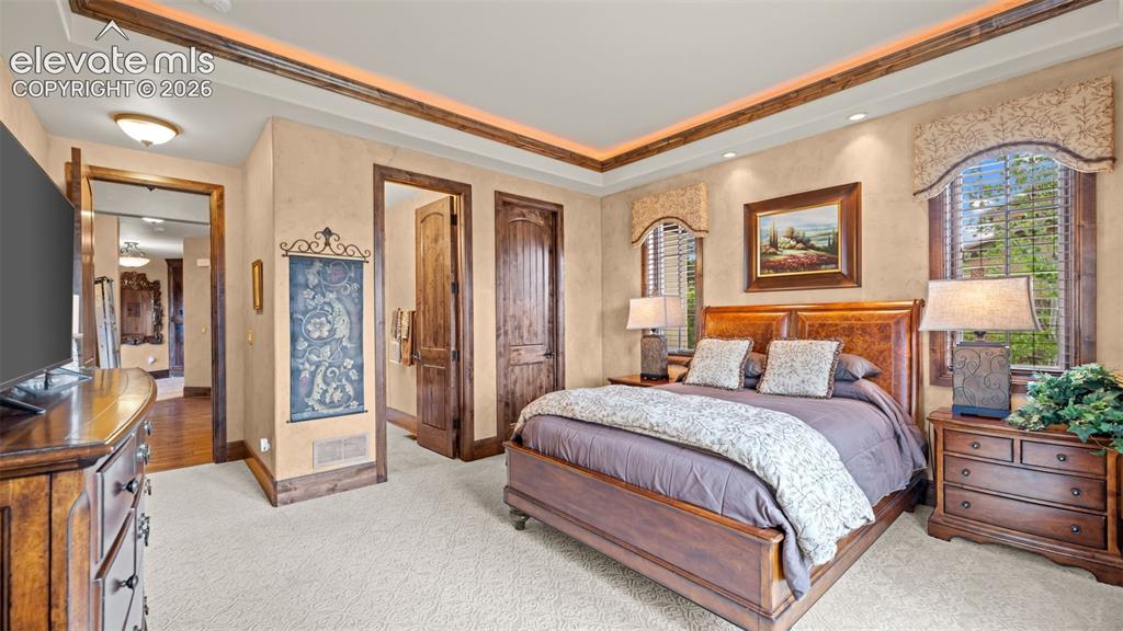 Image 11 of 49: Living Room