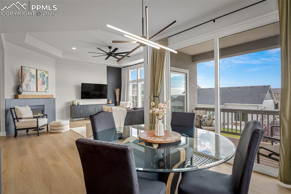 Image 27 of 50: Dining Area