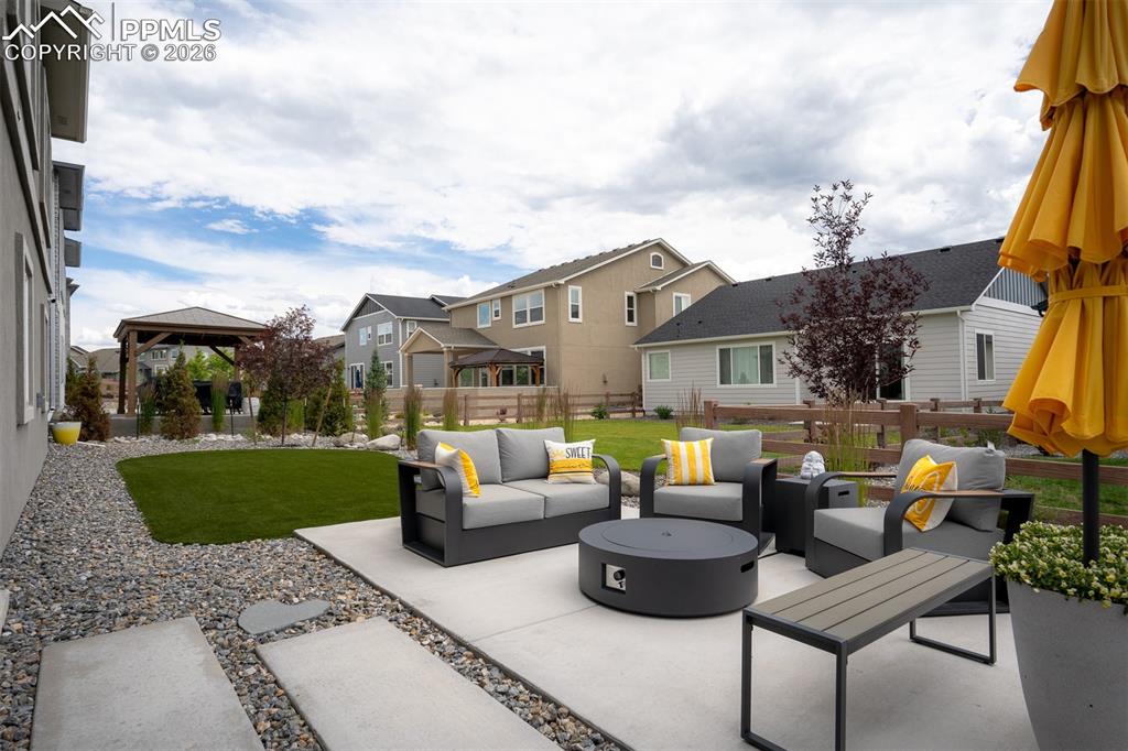 Image 48 of 50: Patio