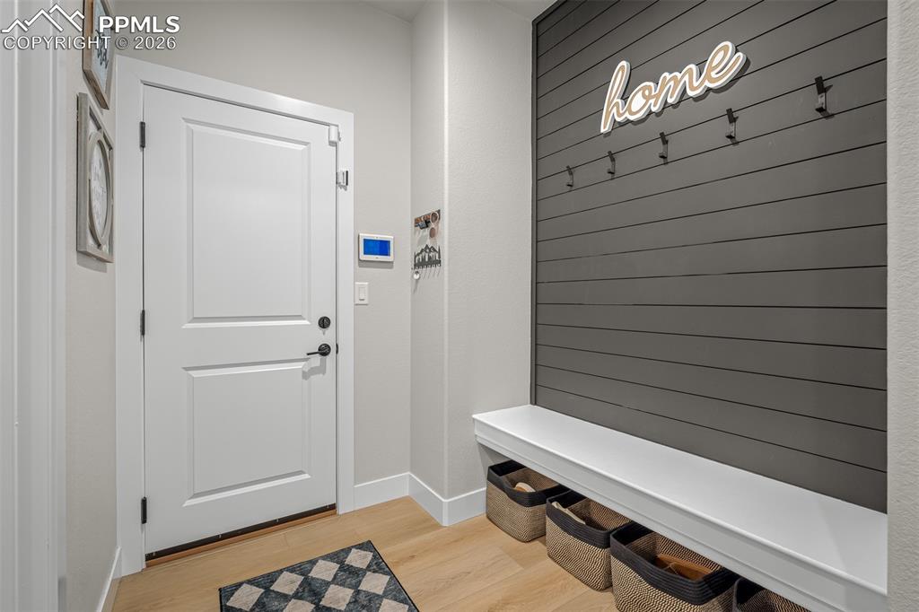 Image 6 of 50: Mud Room