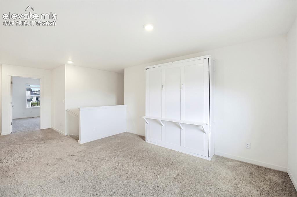 Image 19 of 37: Loft