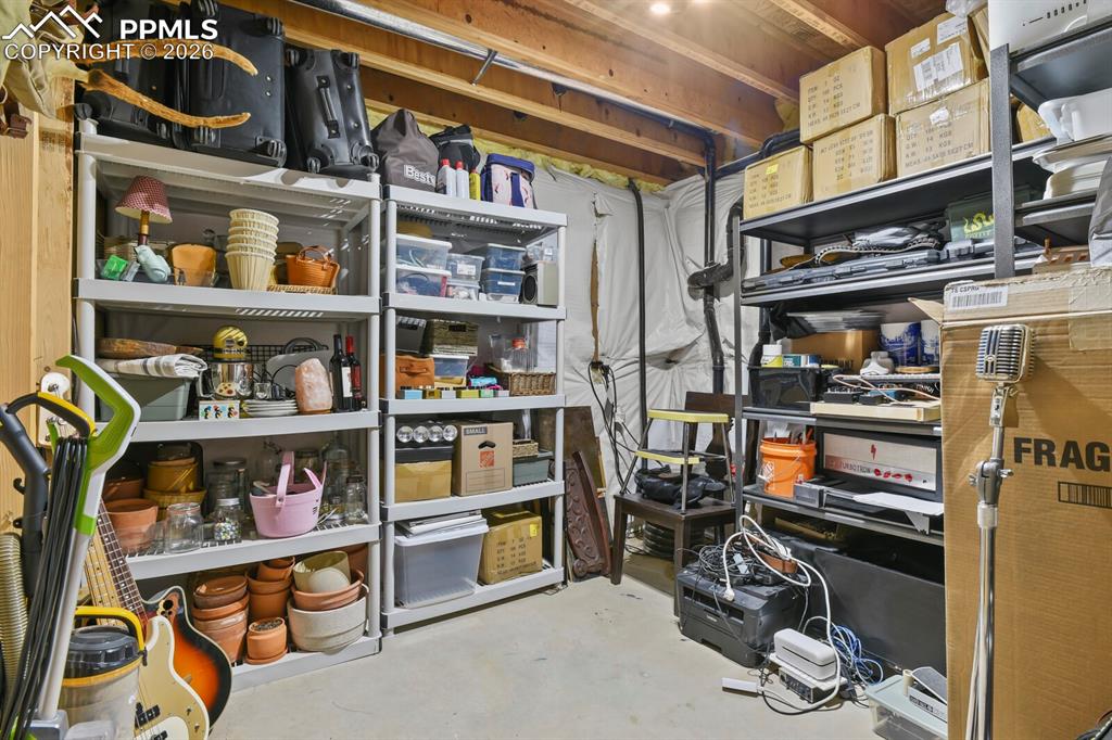 Image 25 of 30: Storage