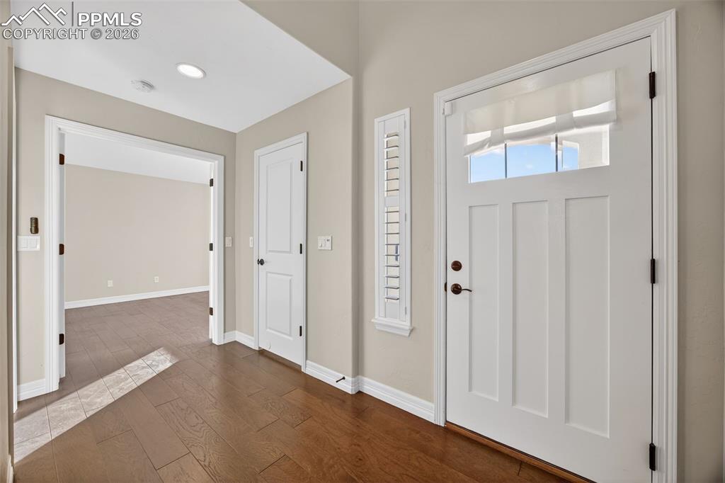 Image 5 of 48: Entry