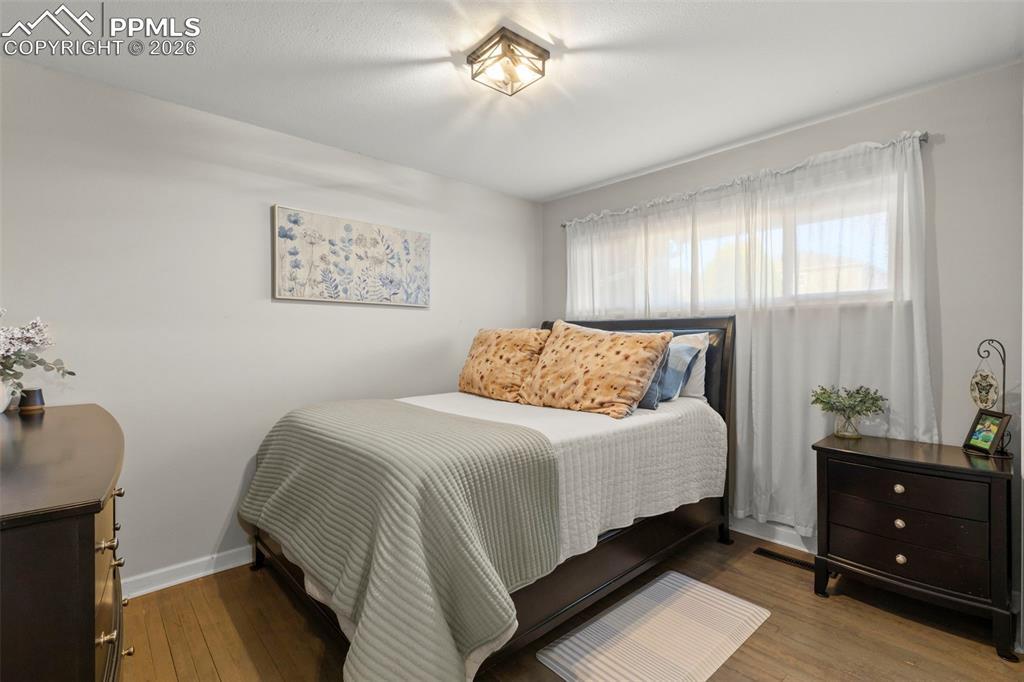 Image 17 of 27: No Description Available