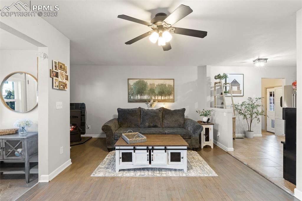 Image 5 of 27: No Description Available