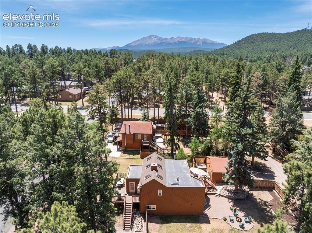 Image 7 of 27: A nice big yard, a rustic setting and easy going neighborhood!