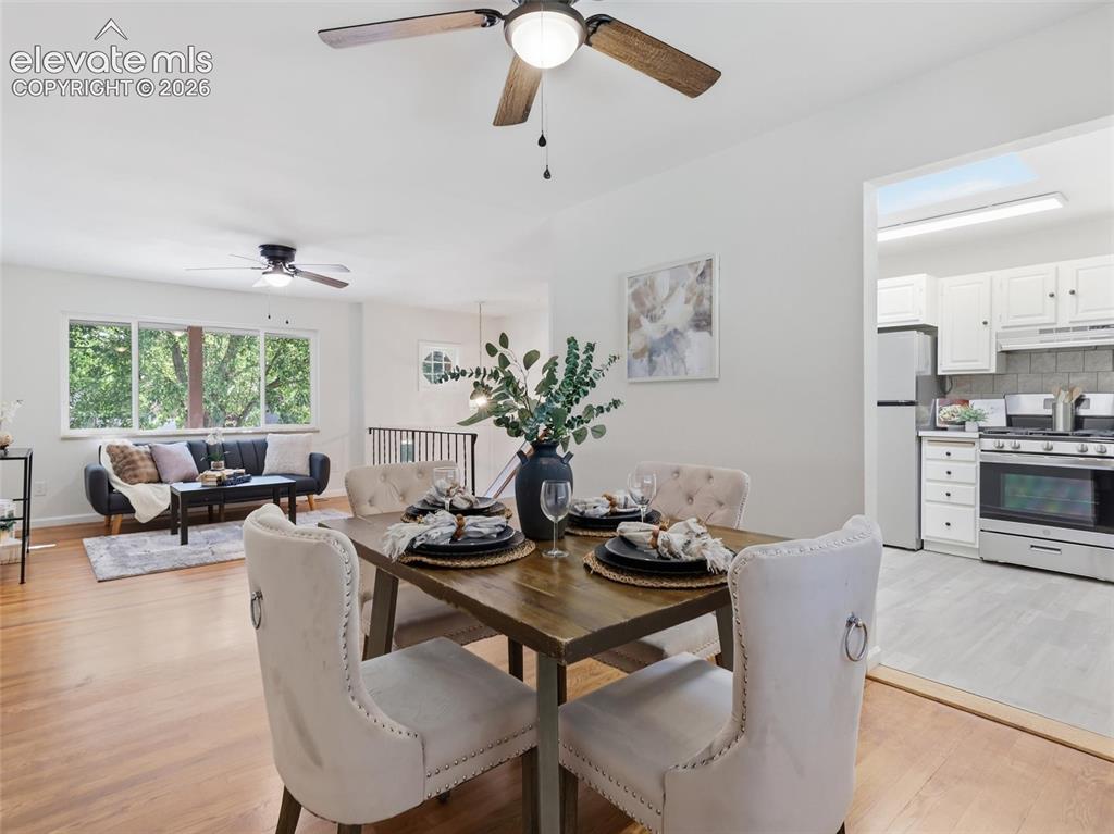 Image 5 of 44: Dining Area