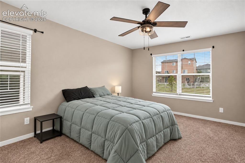 Image 12 of 20: Primary suite - upper level