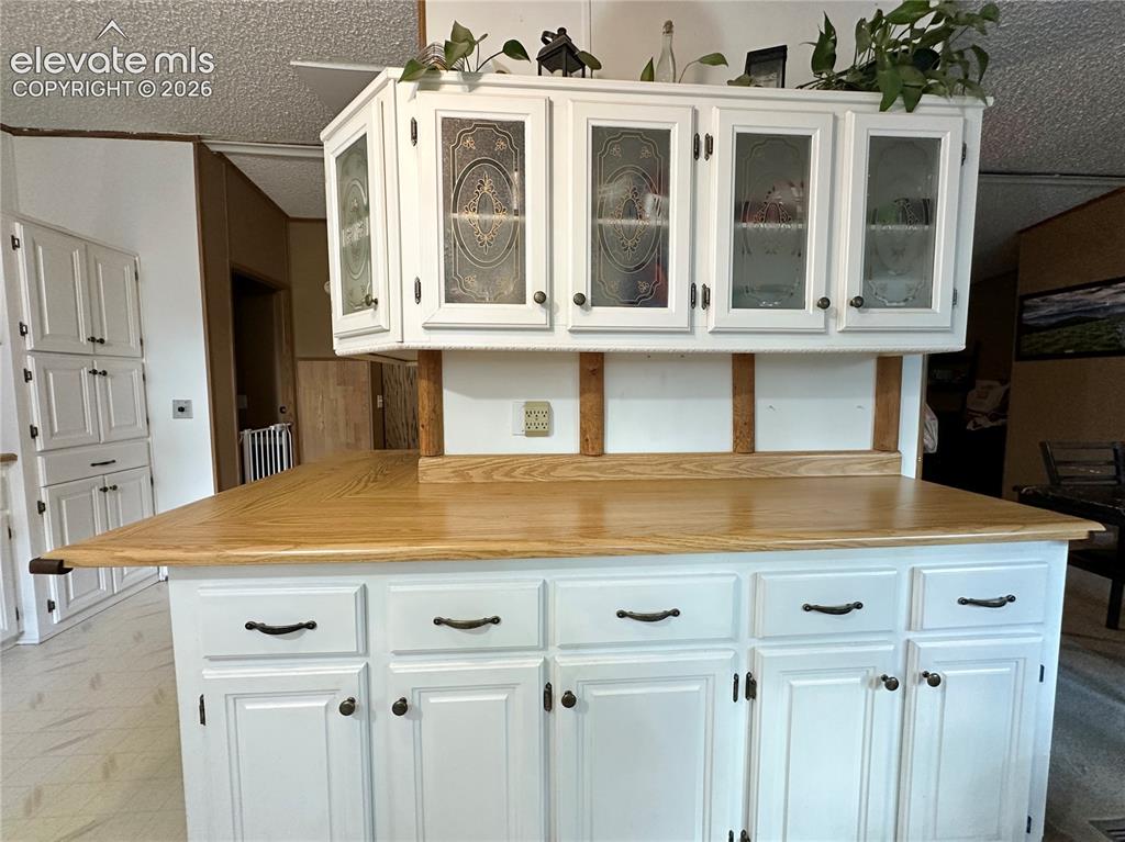 Image 3 of 24: Kitchen
