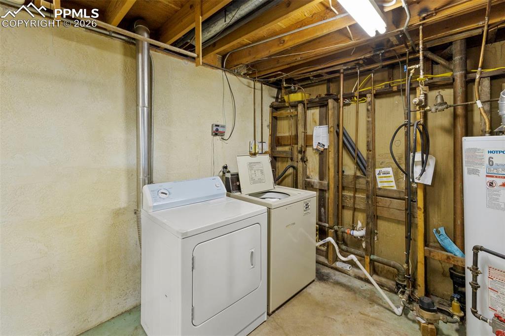 Image 37 of 49: Laundry