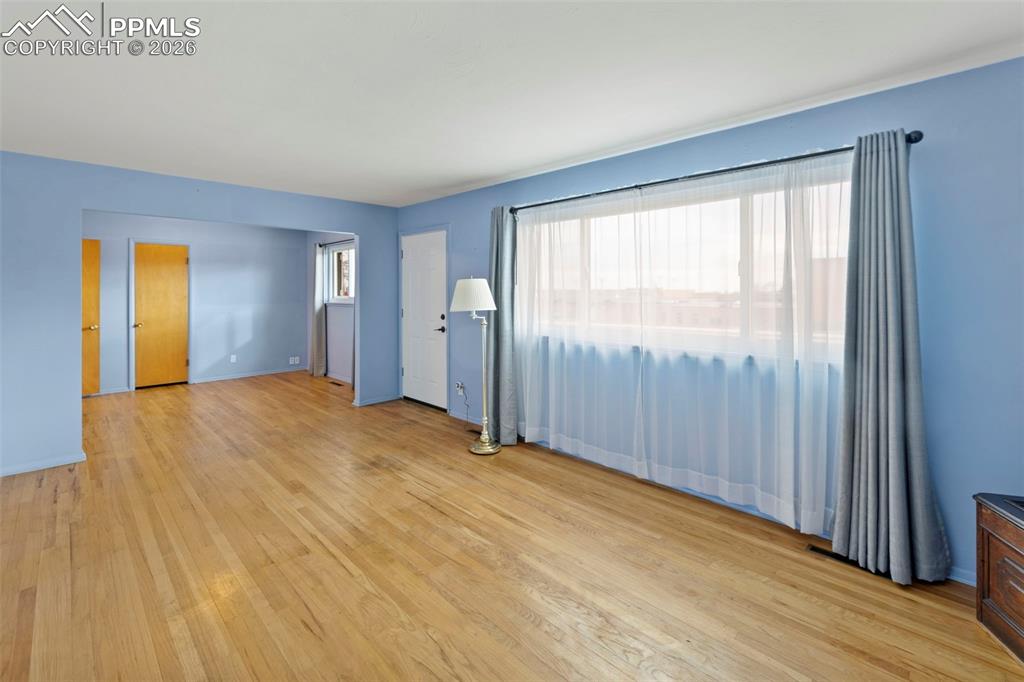 Image 5 of 49: Living Room