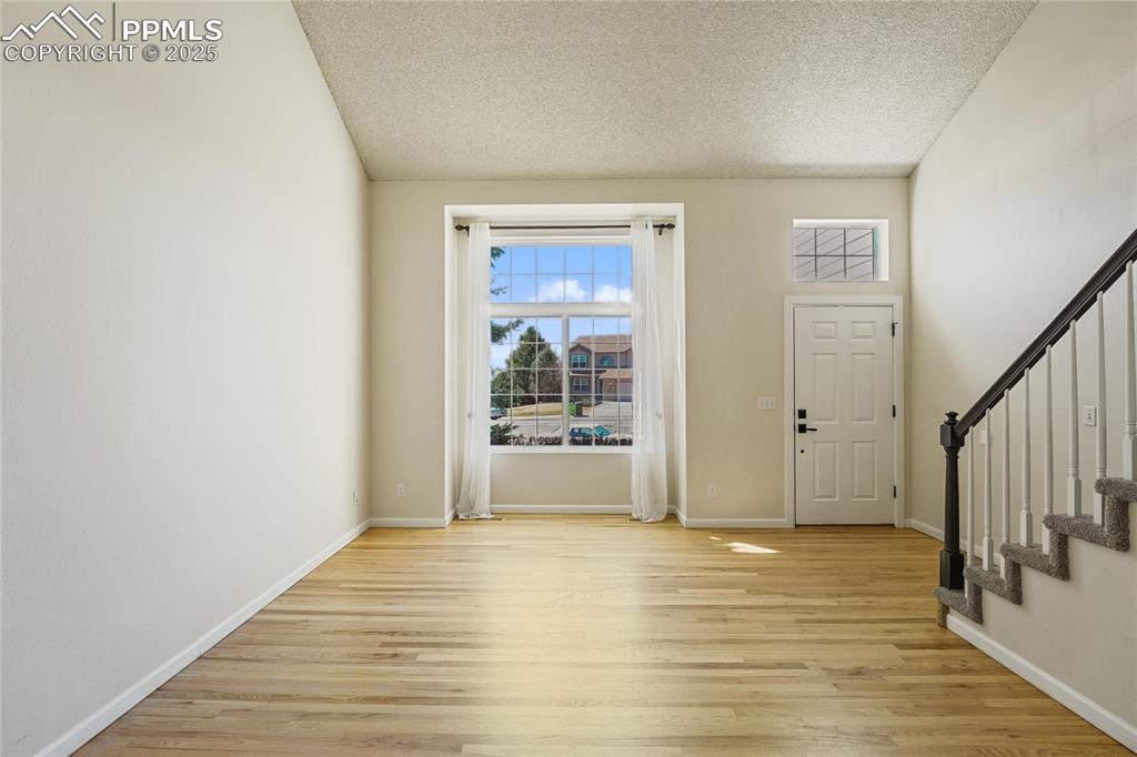 Image 8 of 45: Entry