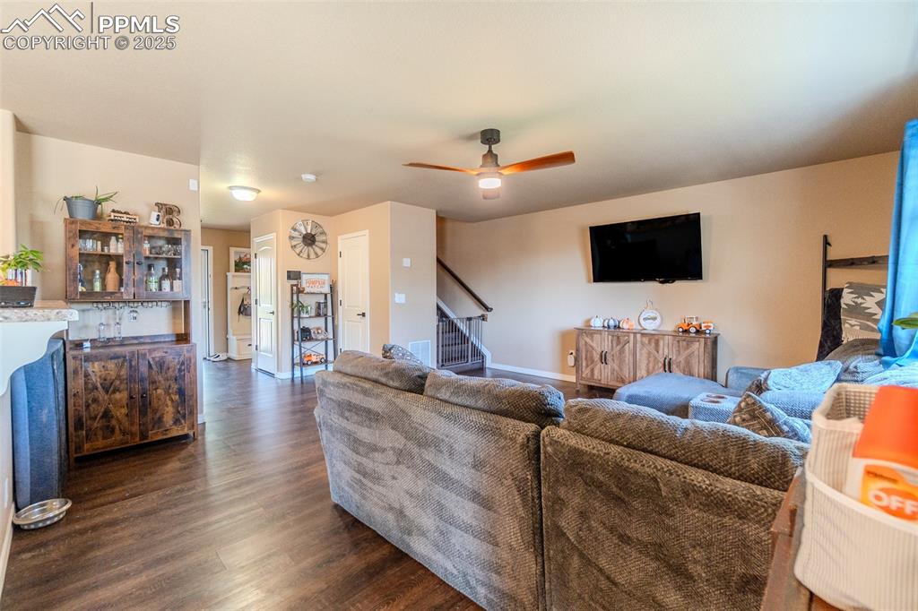 Image 13 of 47: Living Room