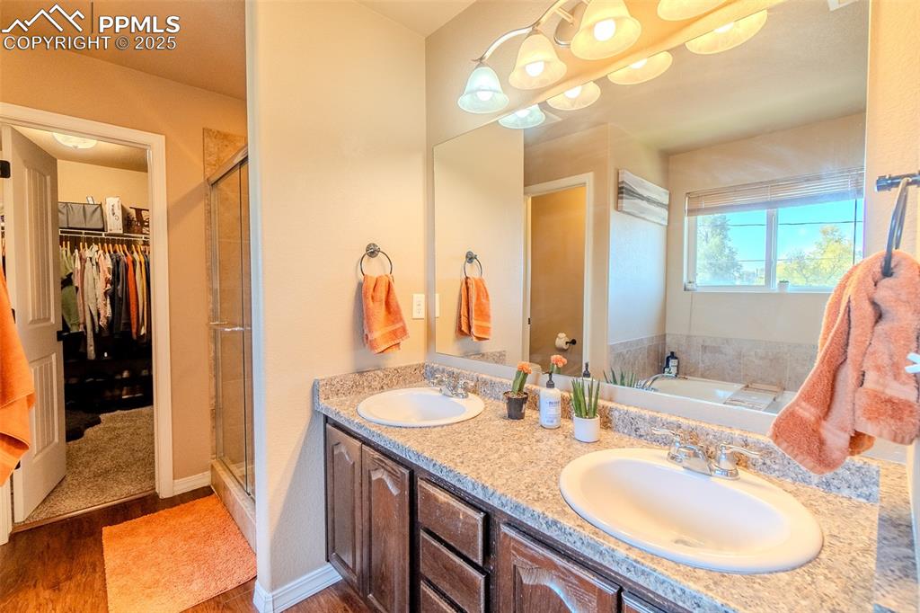 Image 24 of 47: Master Bathroom