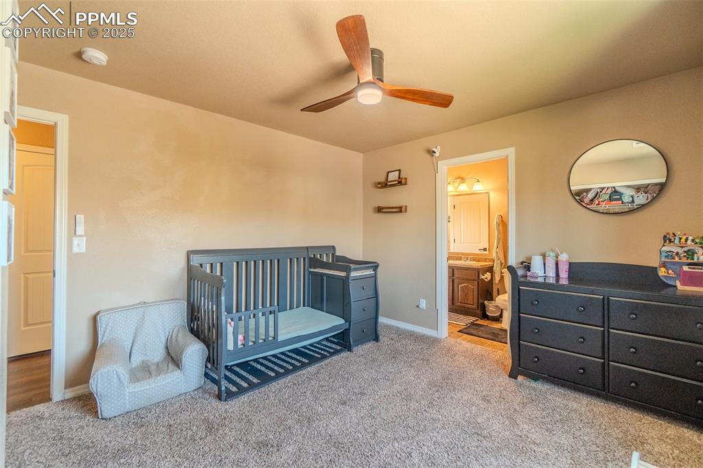 Image 35 of 47: Bedroom