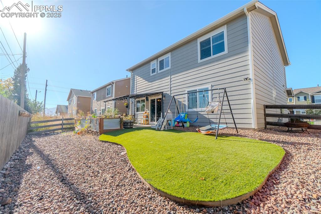 Image 39 of 47: Back of Structure