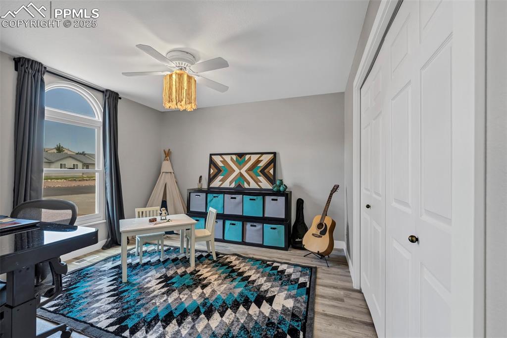 Image 19 of 50: The 3rd bedroom has a west-facing window and great mountain views.