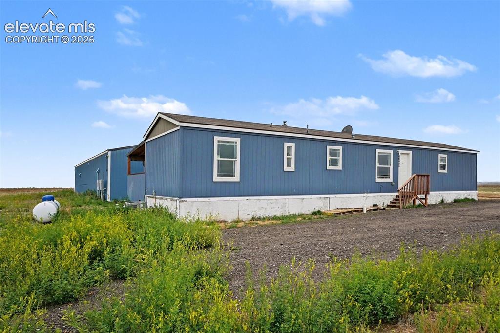 Image 1 of 15: Front of Structure