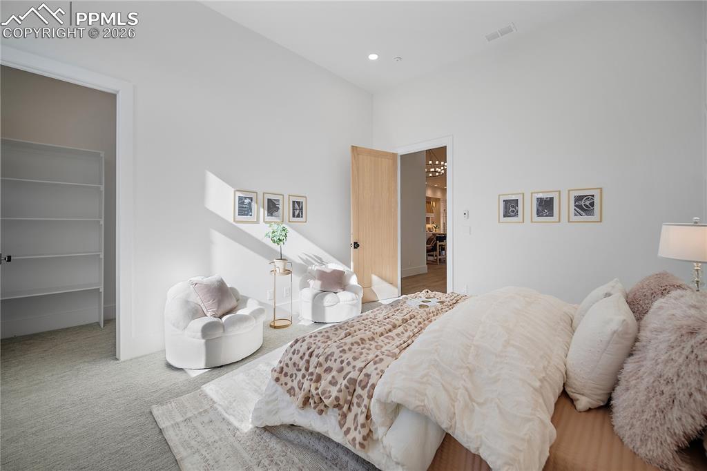 Image 25 of 43: Bedroom