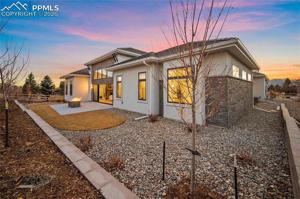 Image 41 of 43: Back of Structure