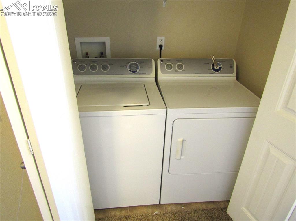 Image 28 of 29: Laundry