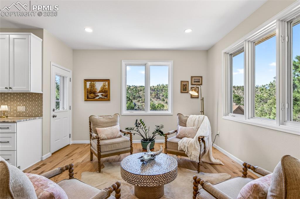 Image 13 of 41: Sitting Room