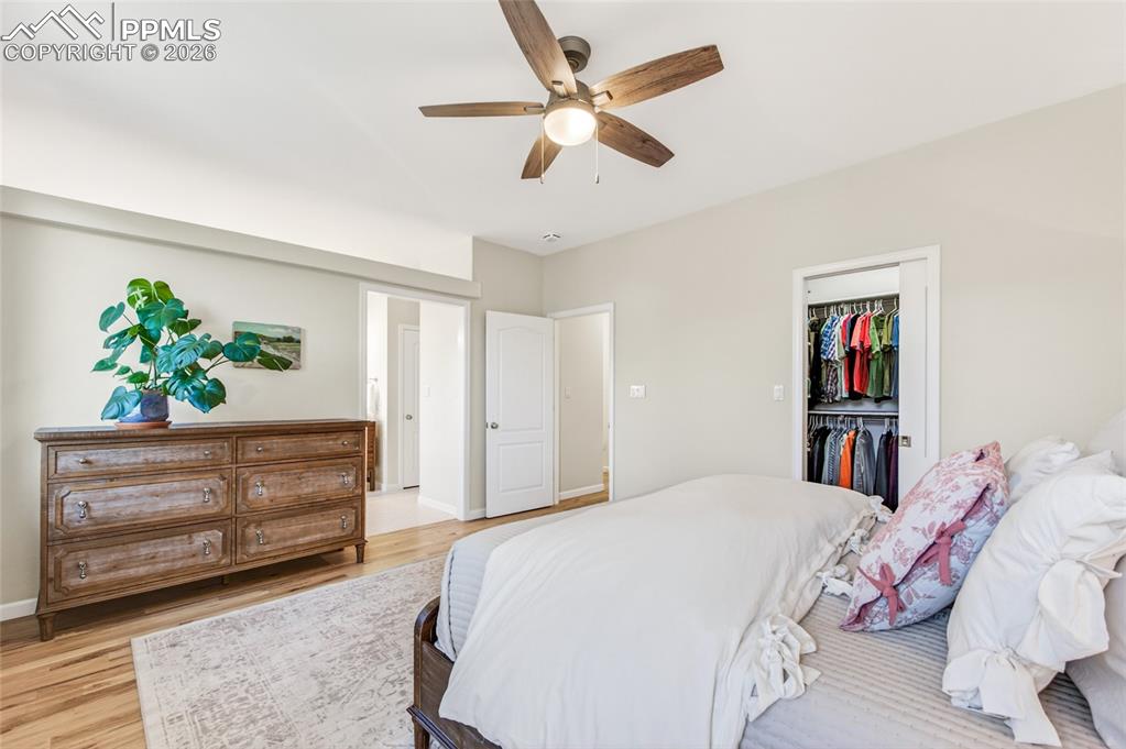 Image 19 of 41: Master Bedroom