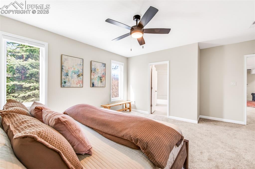 Image 35 of 41: Bedroom