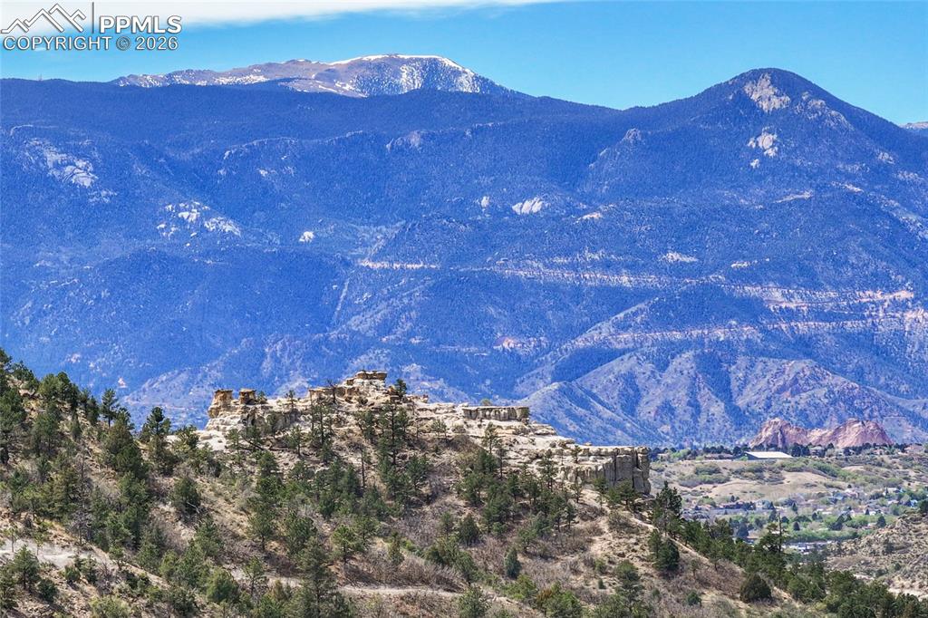 Image 39 of 41: View