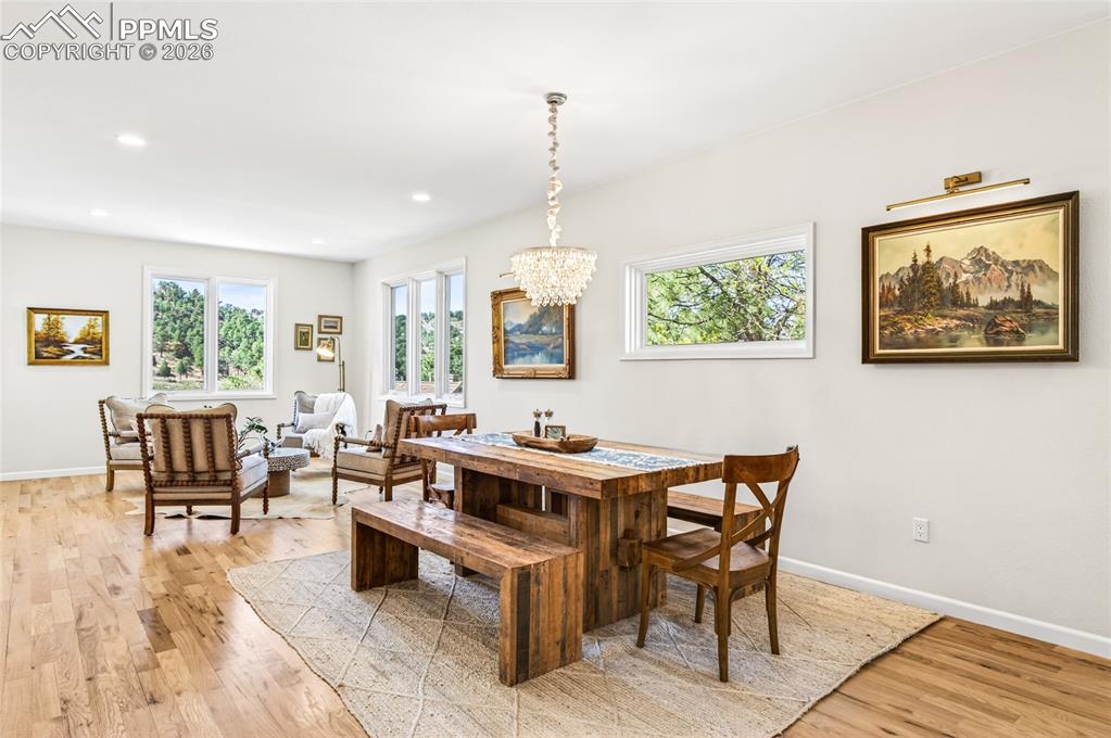 Image 6 of 41: Dining Area