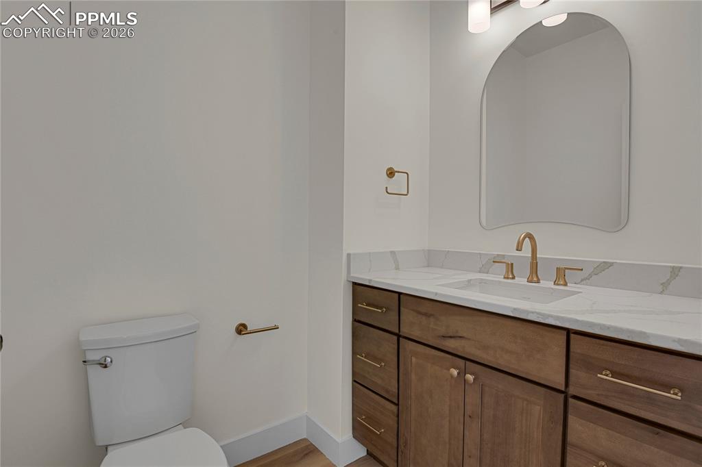 Image 12 of 42: Main level 1/2 bath