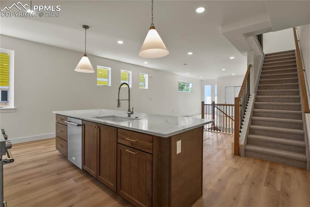 Image 9 of 42: Kitchen