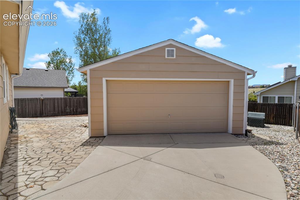 Image 29 of 33: Detached 2-car garage
