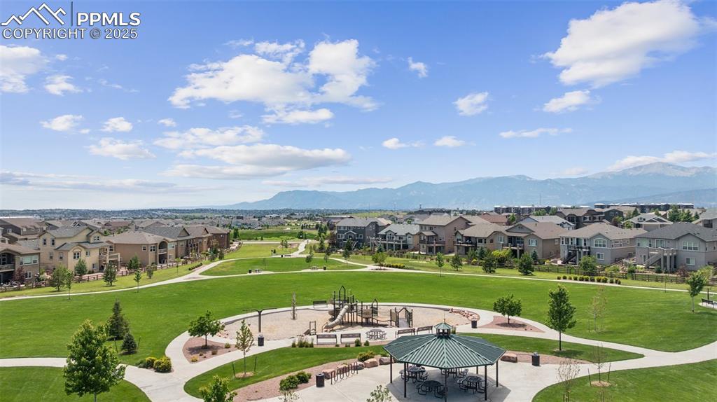 Image 43 of 43: You are going to love living here!