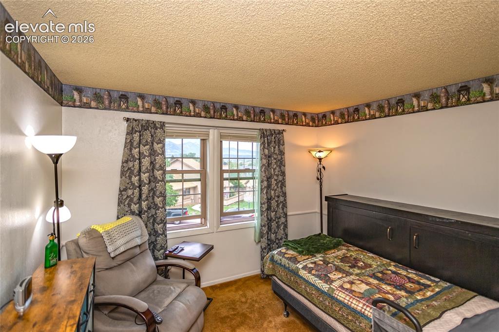 Image 15 of 41: Bedroom