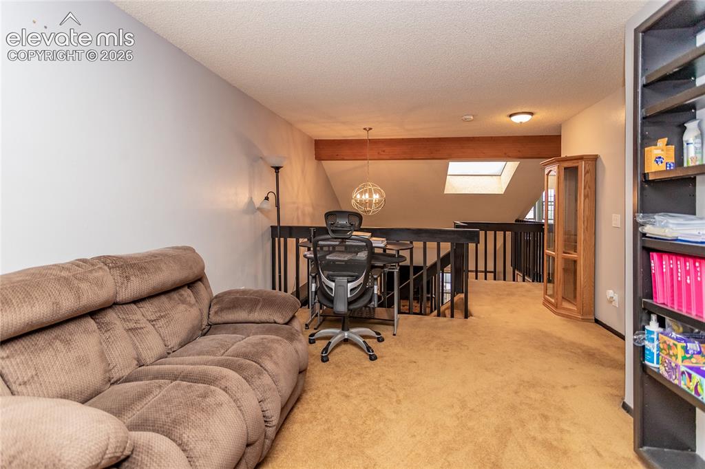 Image 21 of 41: Loft