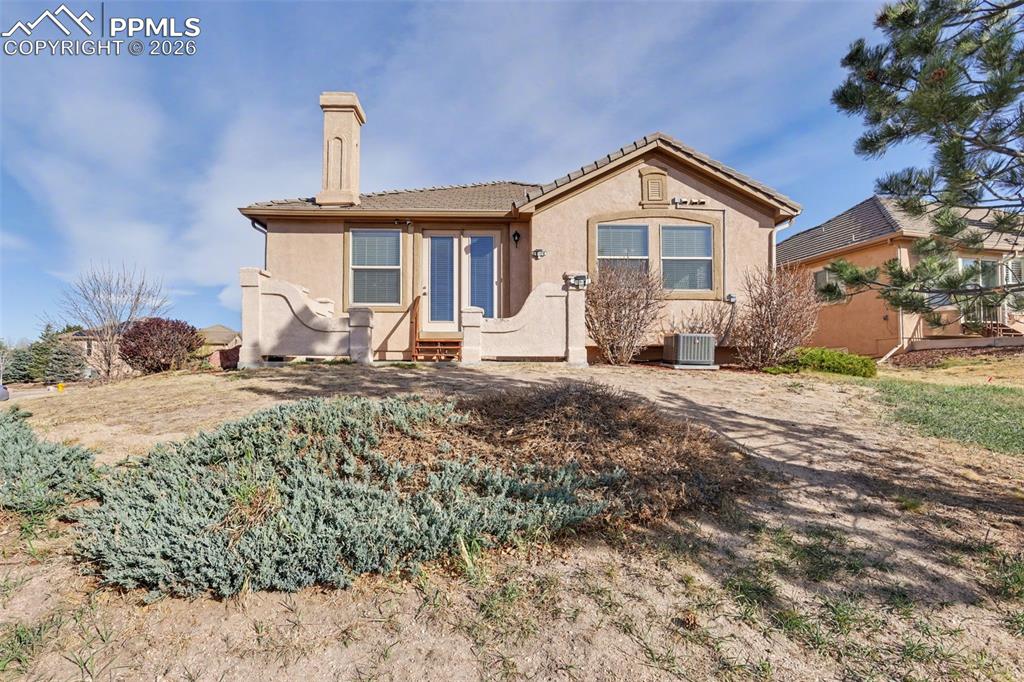 Image 28 of 42: Back of Structure