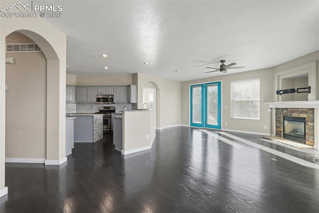 Image 3 of 42: Living Room