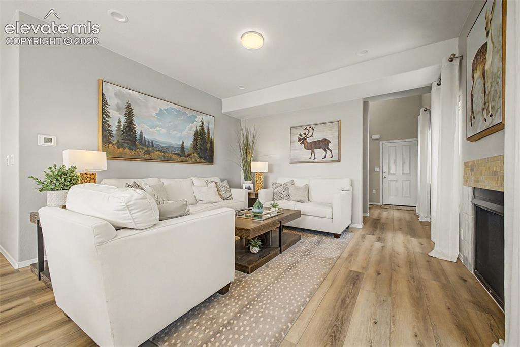 Image 10 of 49: Living Room