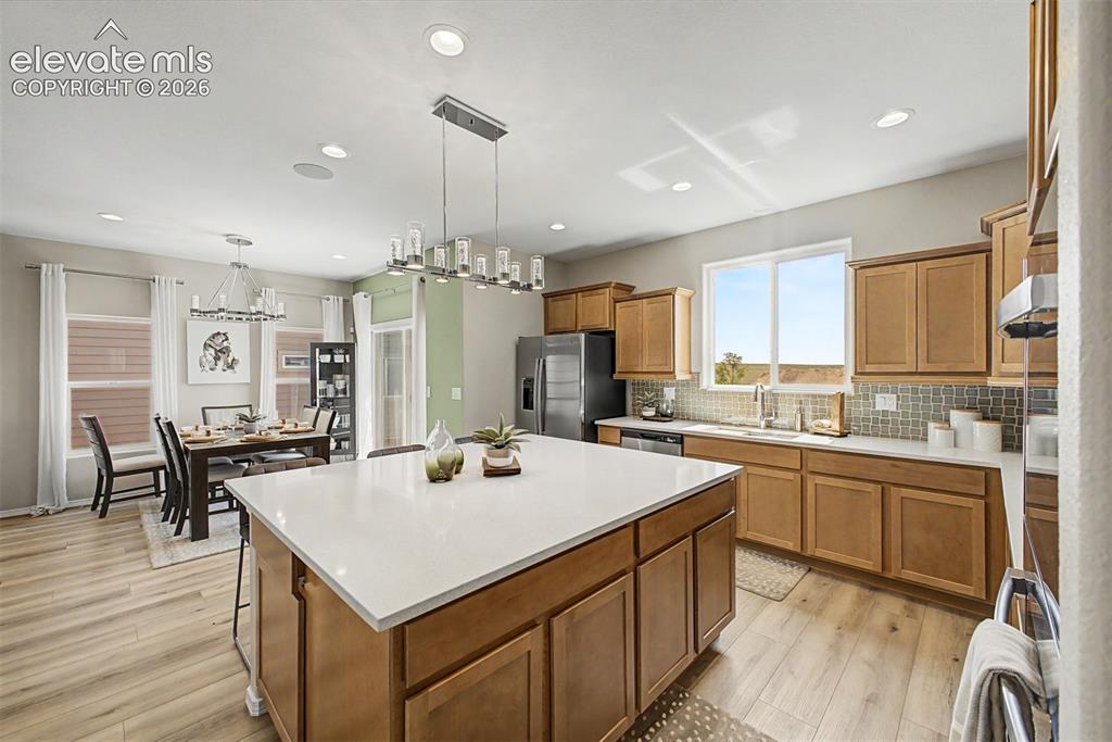 Image 17 of 49: Kitchen