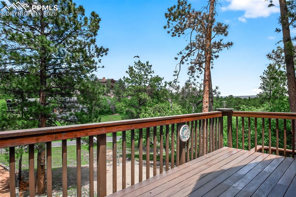 Image 42 of 49: Deck
