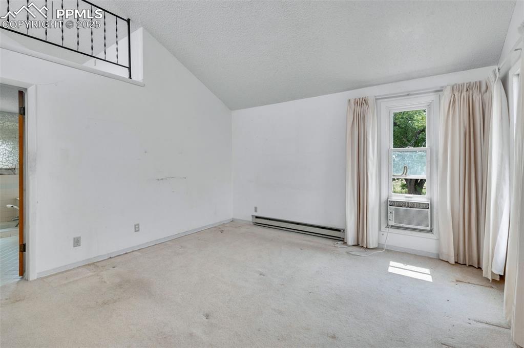Image 19 of 50: Master Bedroom