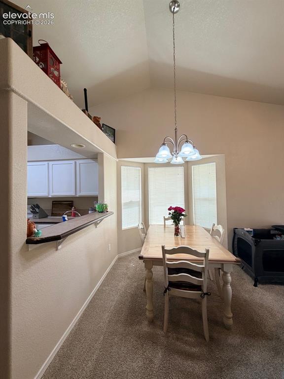 Image 15 of 27: Dining Area