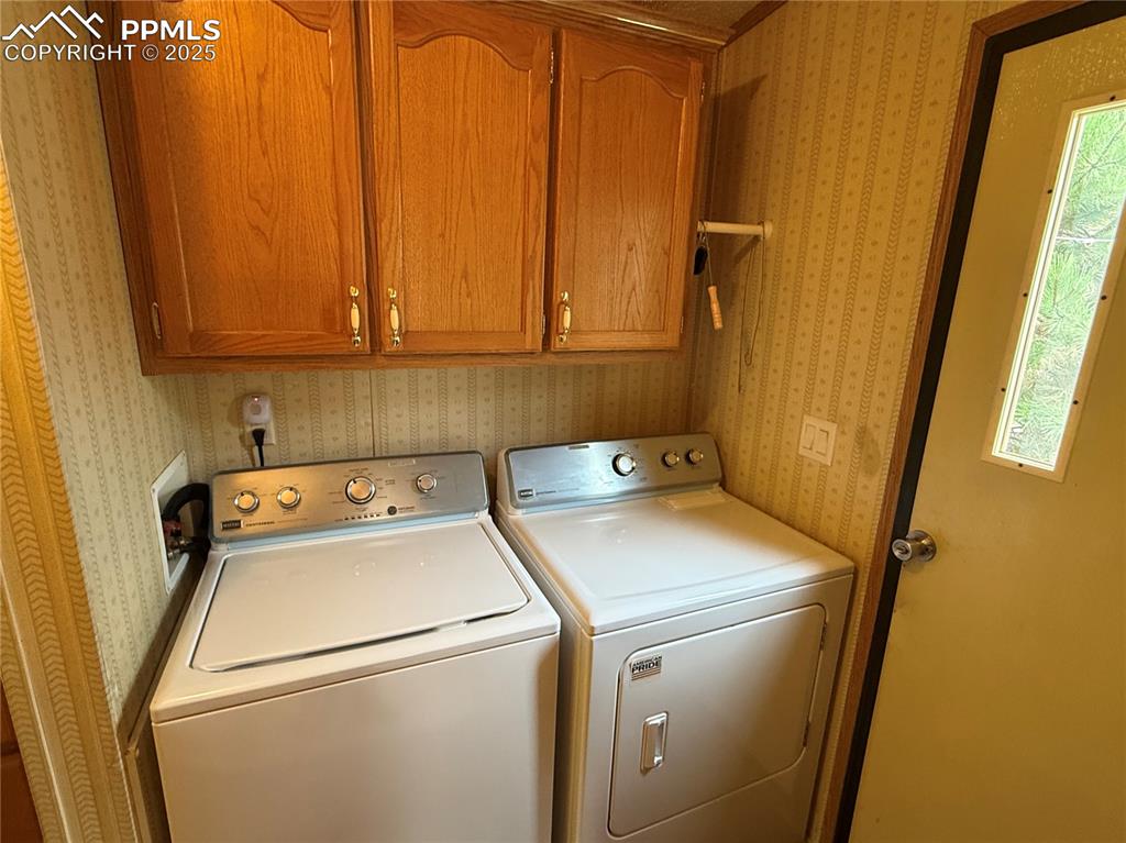 Image 13 of 37: Laundry