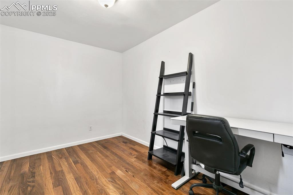 Image 19 of 29: Bonus Room