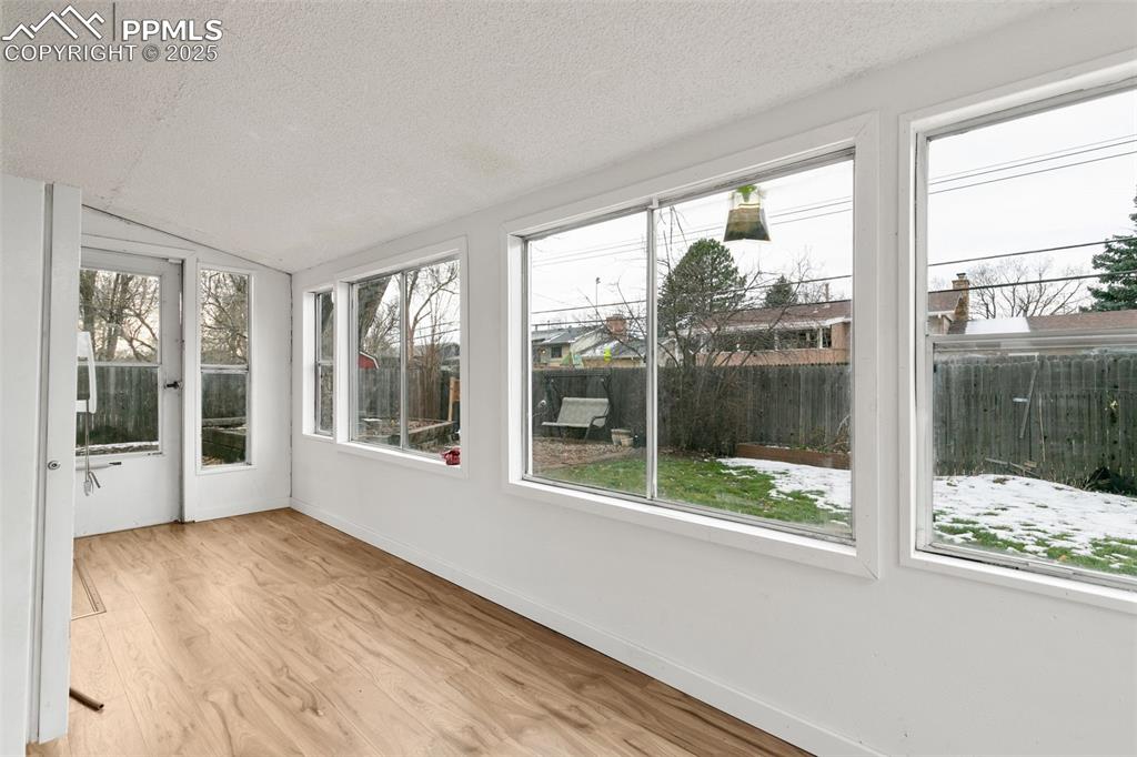 Image 24 of 29: Sun Room